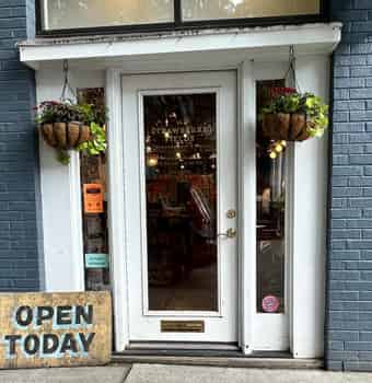 Strawberry Fields Flowers and Finds, a florist located in Richmond, Virginia